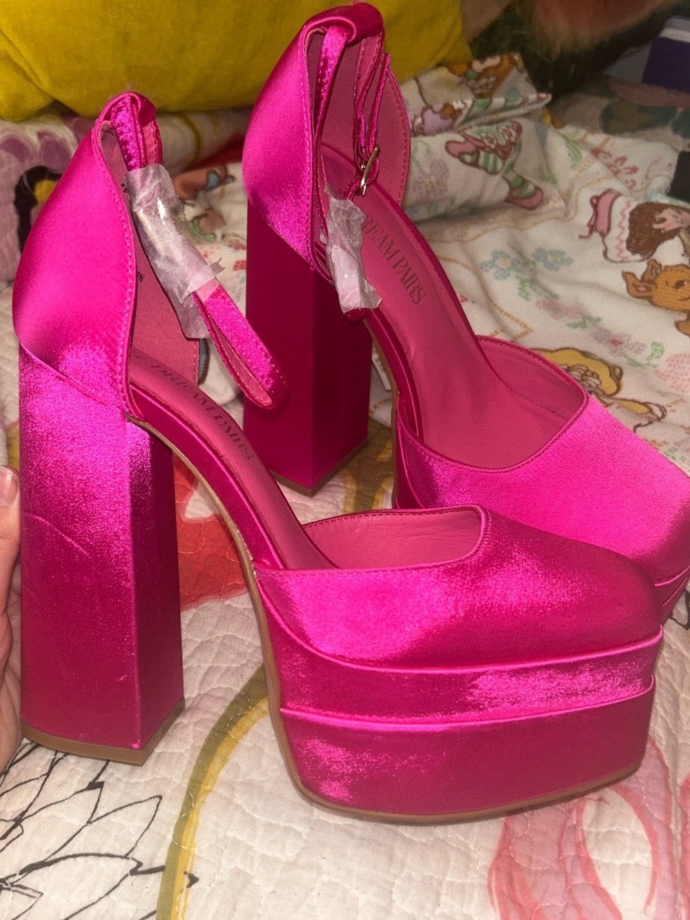 Dream Pairs Hot Pink Magenta Bright Platform Chunky Heels Square Pumps barbie